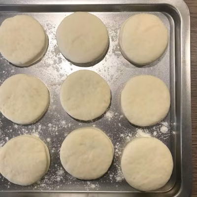 Petits pains pour le petit-déjeuner façon muffins anglais – photo 7